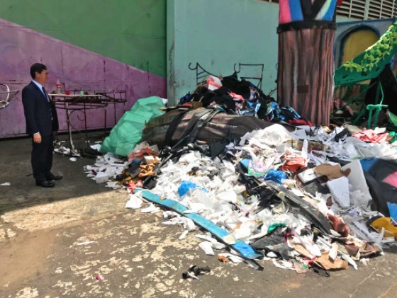 MP firma acordo com escolas de samba de Manaus para retirada imediata de lixo