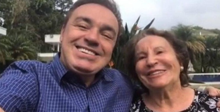 Mãe de Gugu fala sobre morte do apresentador: 'Ele parecia estar adivinhando' 
