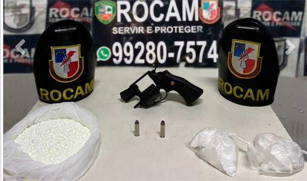 Em Manaus, adolescente tenta fugir mas é preso com arma e drogas