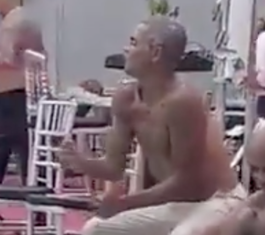 Romário surge em vídeo fazendo quadradinho e rebolando muito em festa 