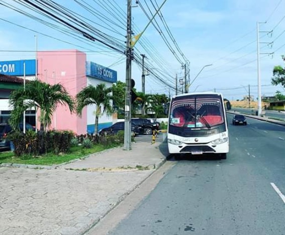 Supostos membros da FDN assaltam e agridem funcionários dentro de rota em Manaus