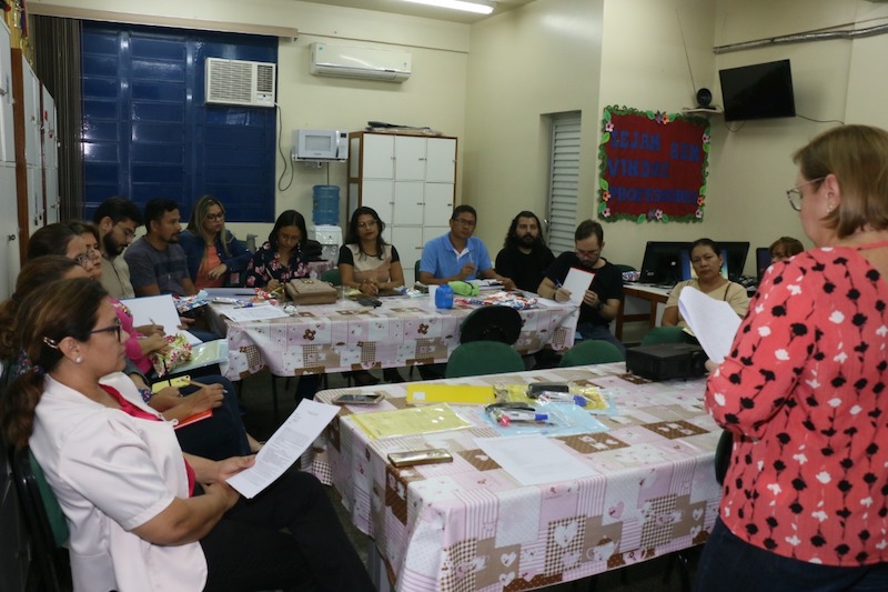 Escolas estaduais do Amazonas fazem reuniões com foco em base curricular