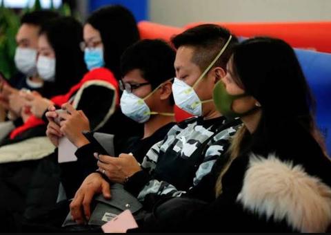 Sobe para 490 o nº de mortos por coronavírus na China; navio no Japão tem 10 infectados