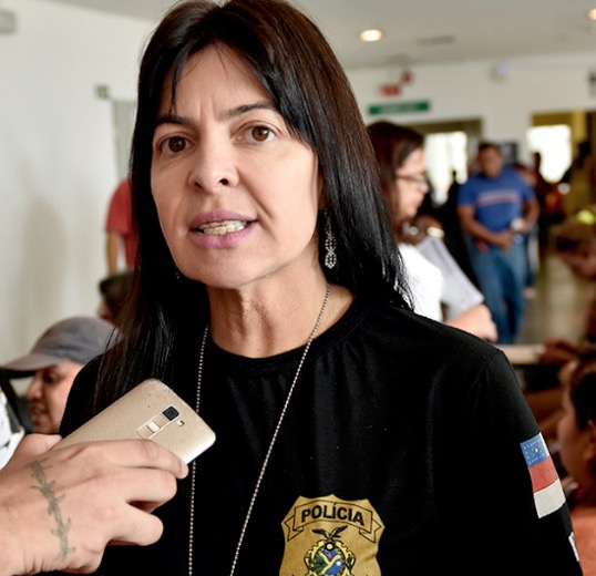 Industriário é preso após agredir professora com porta de guarda-roupas em Manaus