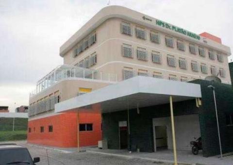 Morador de rua é preso suspeito de esfaquear colega na frente de hospital em Manaus