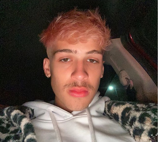 João Guilherme crítica filme da ‘muié do Coringa’, se revolta com fãs e Larissa Manoela dispara: 'O Auge'