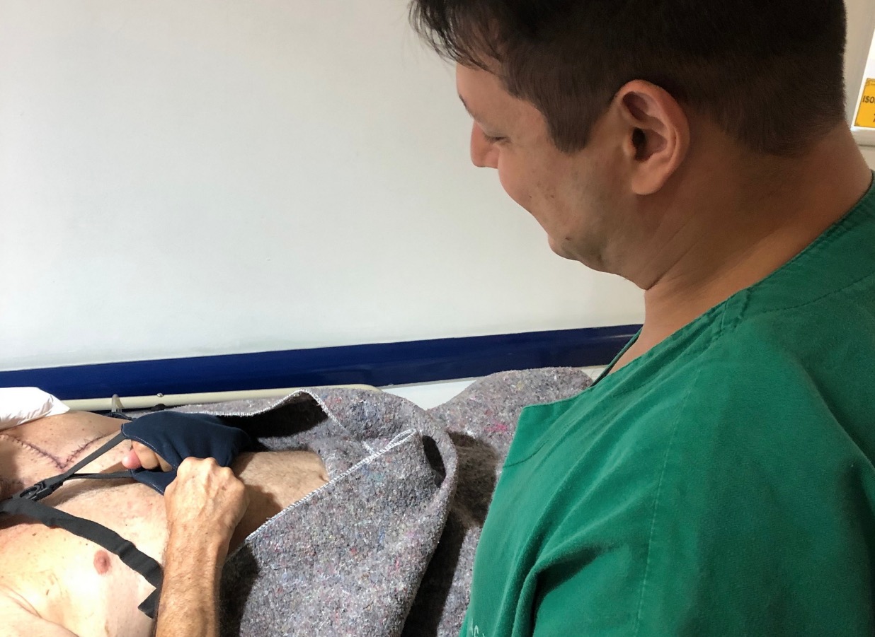 Cirurgia inovadora no Amazonas preserva braço de paciente mesmo com amputação de ombro