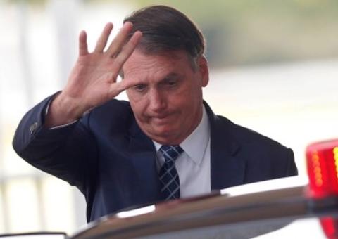 Bolsonaro reclama de repercussão negativa na imprensa de sua declaração sobre HIV