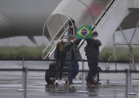 Brasileiros trazidos do epicentro do coronavírus na China chegam a Goiás