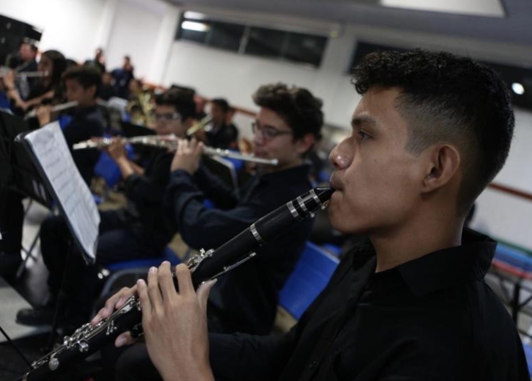 Liceu Claudio Santoro oferece mais de 2,5 mil vagas para cursos em Manaus