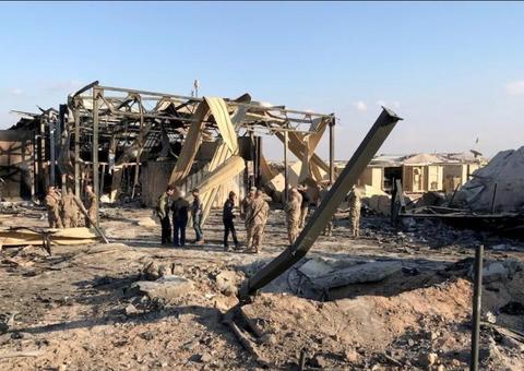 Mais de 100 soldados dos EUA são diagnosticados com trauma cerebral após ataque à base no Iraque