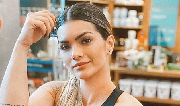 Kelly Key relembra fetiche de transar dentro de banheiro de ônibus