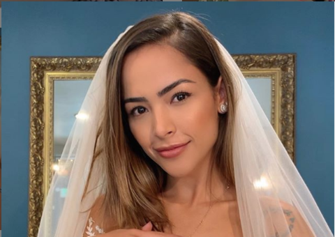 Cunhada de Michel Teló faz despedida de solteira em iate luxuoso