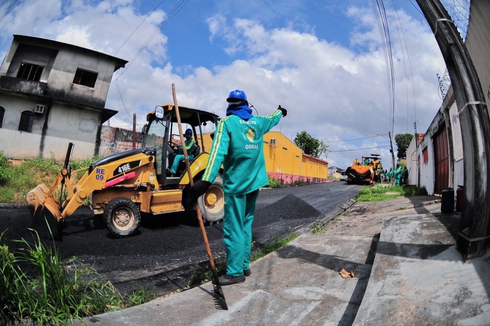 Três quilômetros de vias da Cidade Nova são recuperadas em Manaus