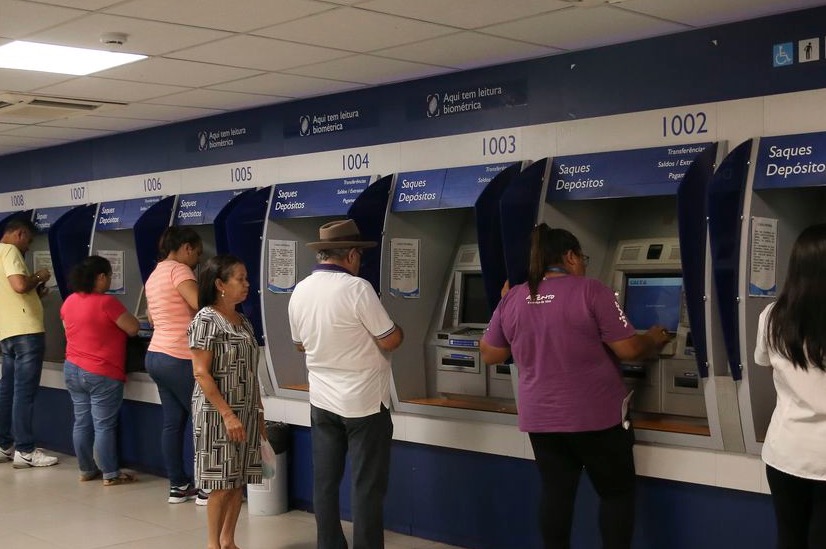 Caixa inicia hoje pagamento do PIS; veja quem tem direito