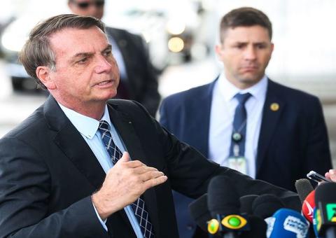 Após sinalizar desistência, Bolsonaro promete reforma administrativa para a próxima semana