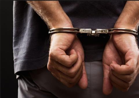 Repórteres da Veja que apuravam morte de miliciano são detidos pela polícia da Bahia