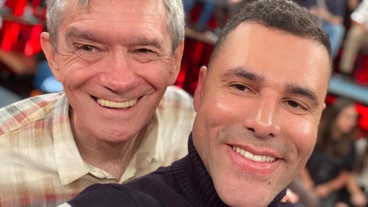 Rodrigo Sant’Anna chama atenção por aparência e web reage: ’Ken Humano?’