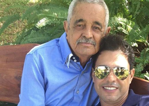  Zezé Di Camargo faz post emocionante para o pai e desabafa: 'Me perdoe'