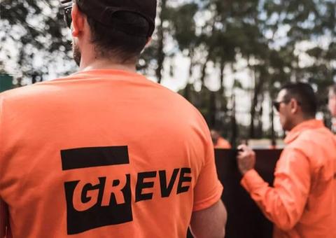 Após 20 dias, petroleiros suspendem greve na Petrobras