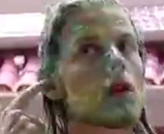 BBB20: Daniel é flagrado tirando sujeira do ouvido e colocando na boca; veja vídeo  