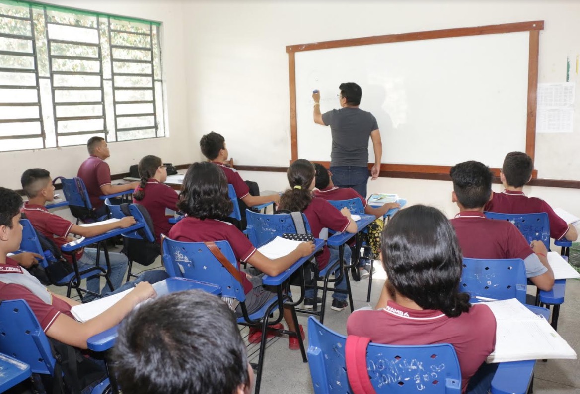 Professores aprovados em processo seletivo são convocados 