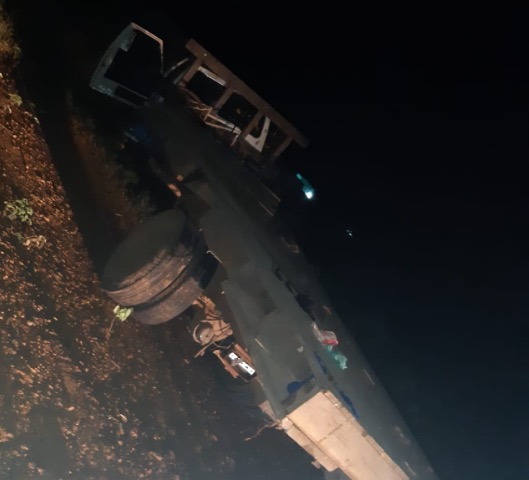 Caminhão parado na escuridão causou acidente que matou um e feriu quatro no Amazonas