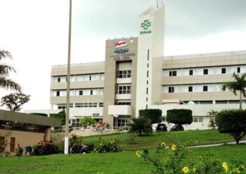 Mulher é encontrada caída no chão com tiro na cabeça em Manaus 