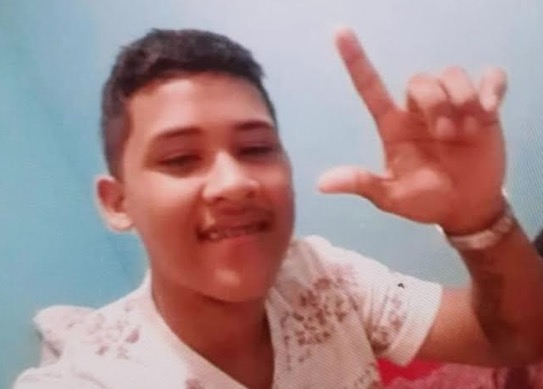 Jovem desaparece após sair da casa da irmã para visitar a namorada em Manaus