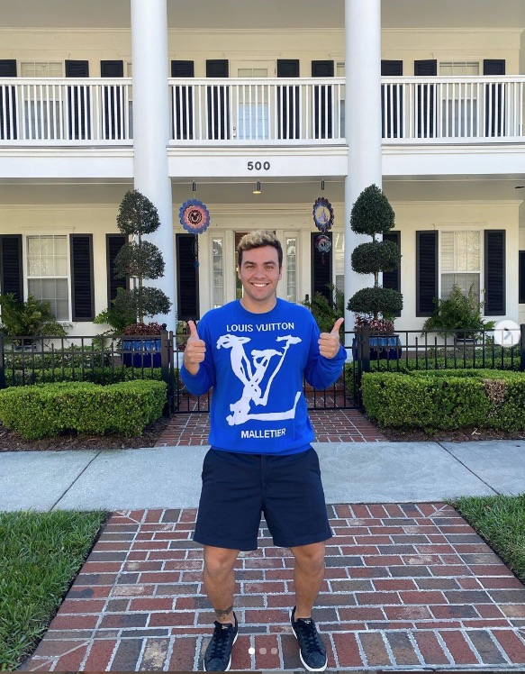 Luccas Neto se inspira em Larissa Manoela e compra mansão em Orlando