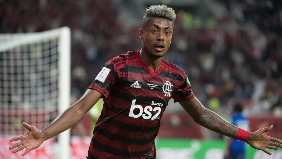 Bruno Henrique do Flamengo é parado em blitz e apresenta suposta CNH Falsa