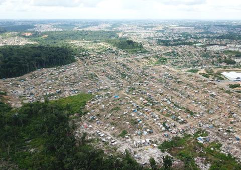 Vídeo aéreo mostra área verde completamente devastada no Monte Horebe 