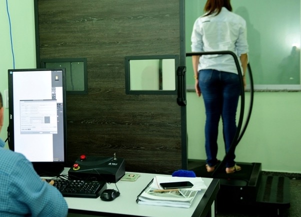 Seap flagra 20 visitantes com celulares e drogas em unidades prisionais neste ano