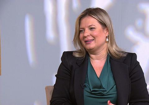 Após nova suspensão de deputados, Joice derruba Eduardo e vira líder do PSL mais uma vez