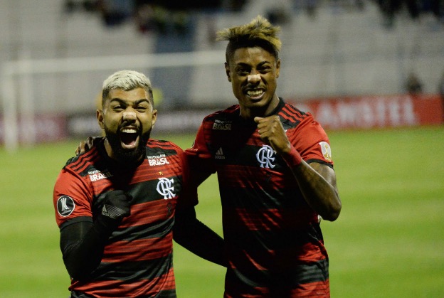 Com três jogadores do Flamengo, Tite realiza convocação para as Eliminatórias 