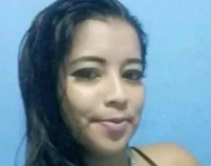 Bombeiros retomam buscas por mulher que sumiu em passeio de voadeira com ex no Amazonas