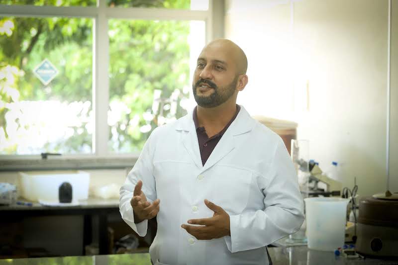 Em Manaus, Ufam estuda óleo essencial como remédio contra pressão alta