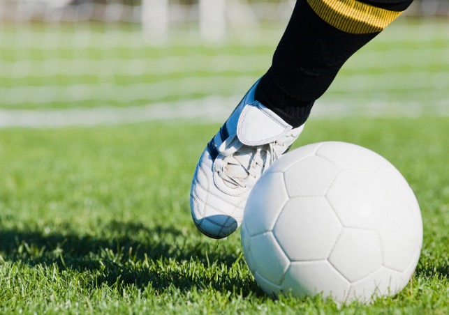 Ex-clube de Alexandre Pato na China está à venda por R$ 0