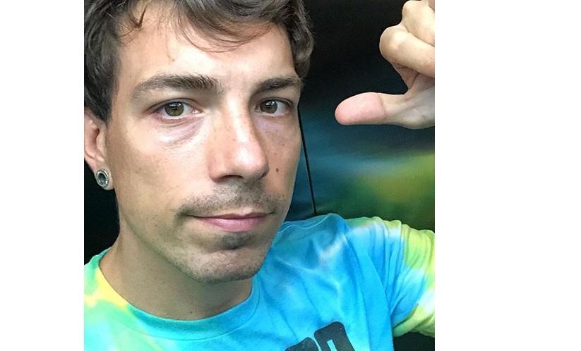 Ex-vocalista da NX Zero, Di Ferrero está com Coronavírus