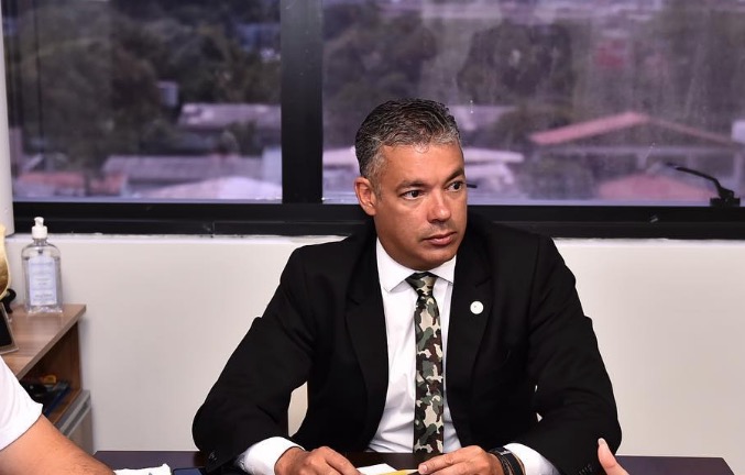 Josué convoca coletiva para tratar de combate à propagação do coronavírus 