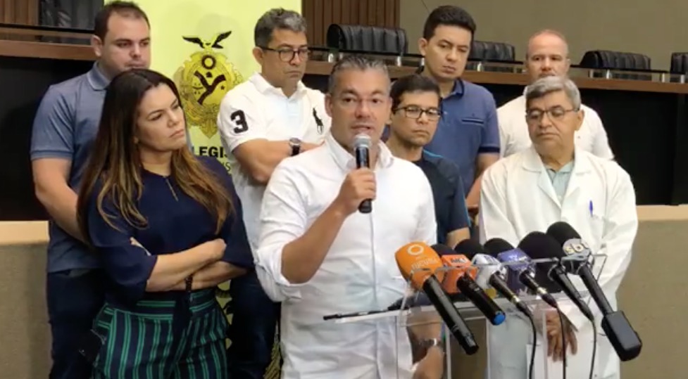 Aleam proíbe viagem de parlamentares para estados brasileiros e restringe em municípios 