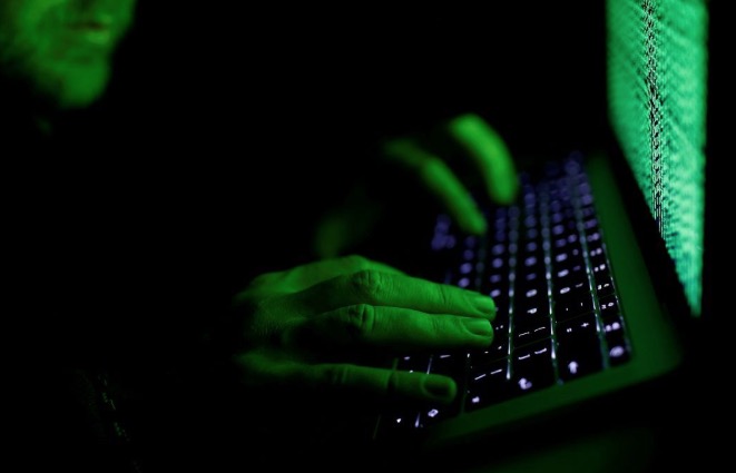 Trabalho em casa aumenta risco de vírus e hackers; veja como evitar