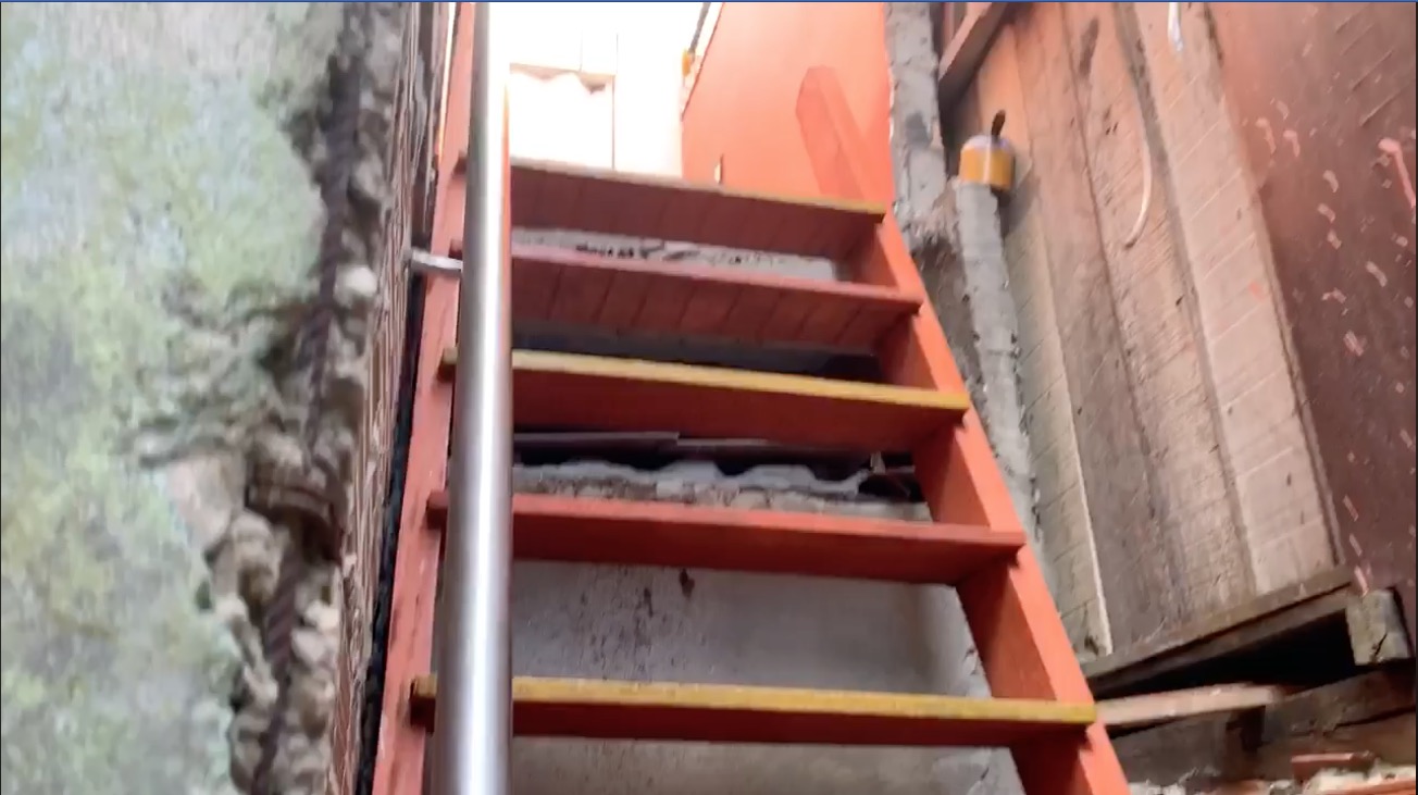 Mulher morre ao se desequilibrar e cair de escada em Manaus 