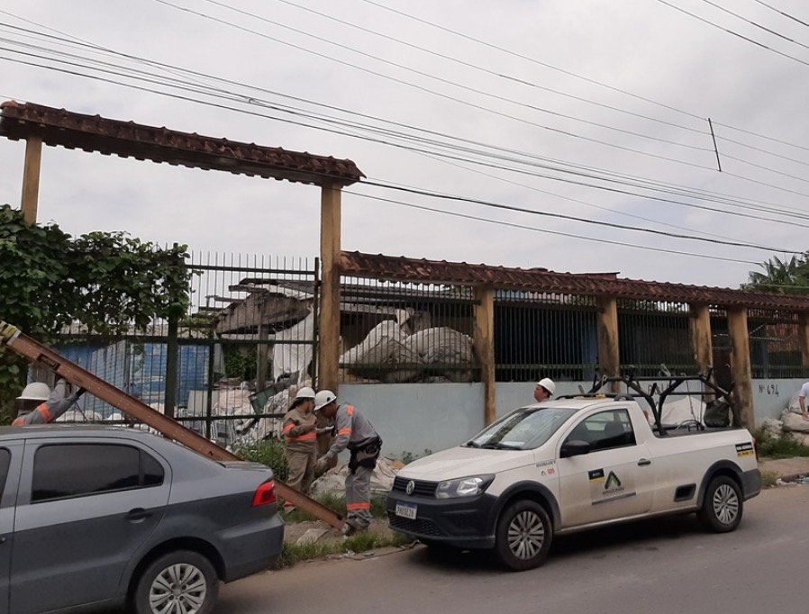 Fábrica de reciclagem é flagrada furtando energia em Manaus e responsável é preso