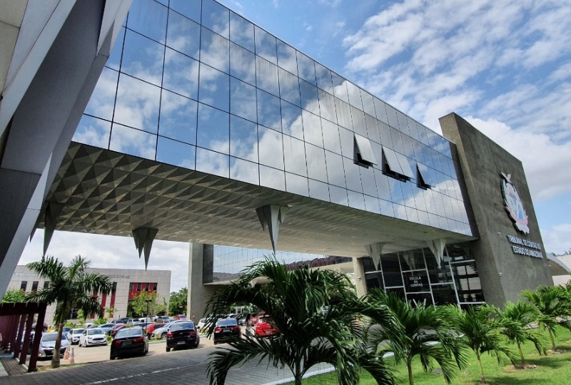 Coronavírus Manaus: Presidente do TCE dispensa servidores com idade acima dos 60 anos