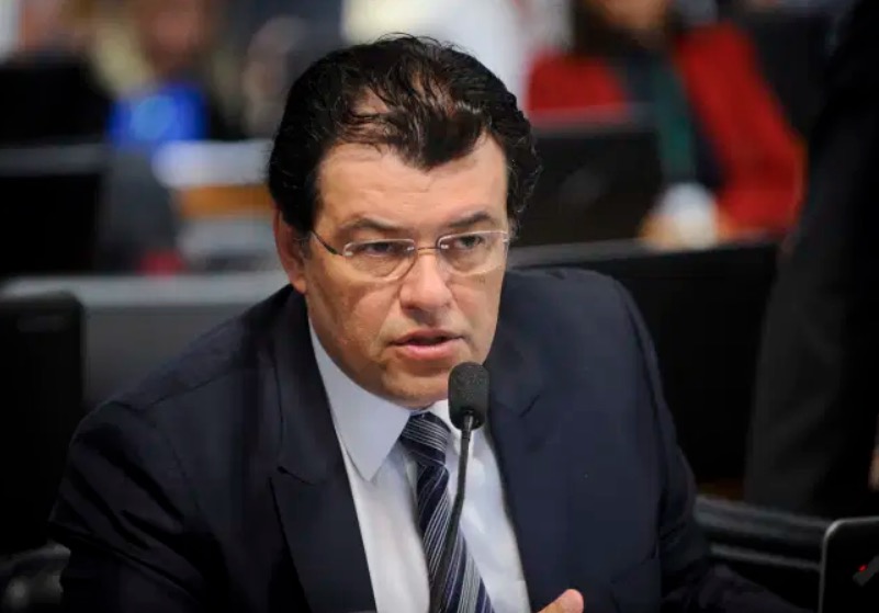 Eduardo Braga diz que MDB apoia governo em declarar estado de calamidade pública