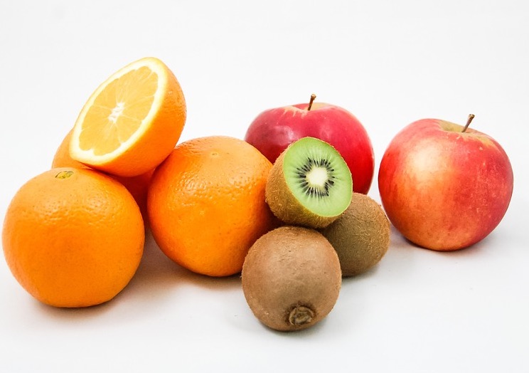 Nutricionista reforça a importância de fortalecer a imunidade para evitar gripes e resfriados 