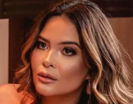 Geisy Arruda mostra passatempo de quarentena: ‘rosa e grosso’ 