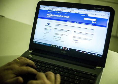 Sindicato de auditores da Receita propõe adiar declaração de IR em um mês por coronavírus 