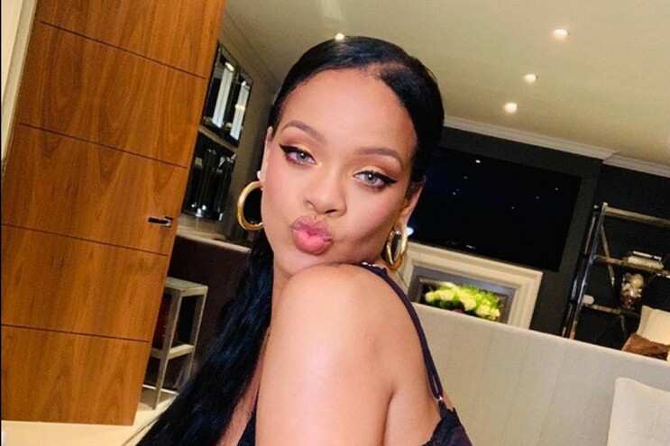 Rihanna faz participação relâmpago em música e fãs não perdoam  
